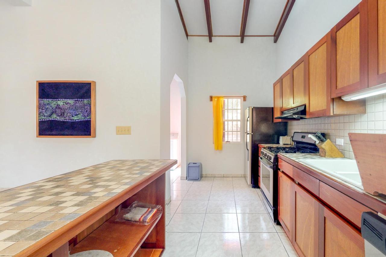 Framadani Villas San Ignacio Room photo